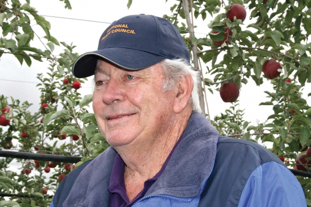 Fred Valentine felt he was a fieldman for the entire Washington tree fruit industry. (Geraldine Warner/Good Fruit Grower)