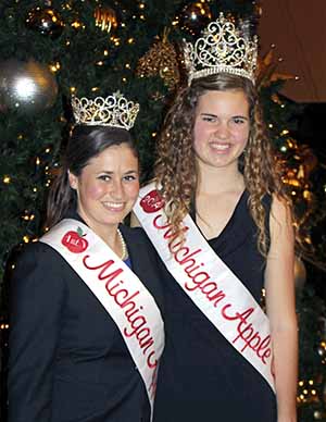 Elizabeth Wittenbach of Belding (right) was crowned the 2014 Michigan Apple Queen, and Emily Webster of Paw Paw is first runner-up.  (Richard Lehnert/Good Fruit Grower