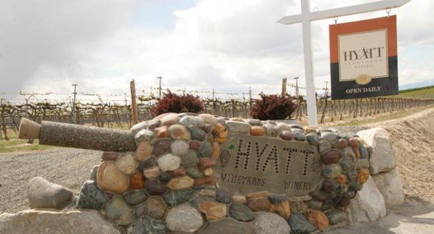 Hyatt Vineyards, in the Yakima Valley subappellation of Rattlesnake Hills, was founded as a small estate vineyard surrounding the winery in 1983 by Leland and Lynda Hyatt.