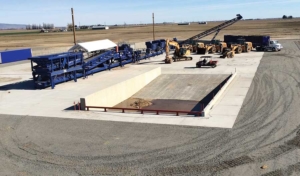 The PacifiClean composting facility in Quincy, Washington, is shown operational in the spring of 2015. Concerns over the spread of the apple maggot have prompted state authorities to stop composting activity, at least temporarily. (Courtesy Ryan Leong)