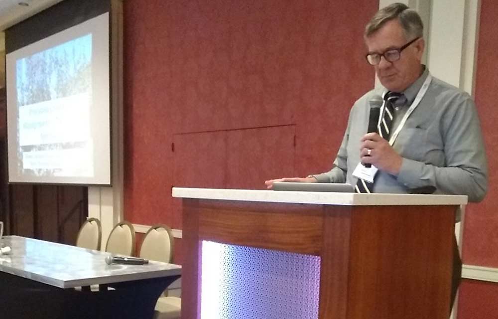 Terence Robinson talks about advances in precision apple thinning during day 3 of the International Fruit Tree Association’s 2020 winter conference in Grand Rapids, Michigan. (Matt Milkovich/Good Fruit Grower)