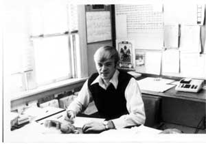 Kirk Mayer pictured in 1976, four years after joining the Washington Growers Clearing House Association as assistant manager.