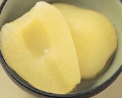 Bartlett pear halves. (Courtesy Pacific Northwest Canned Pear Service)
