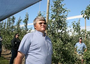 Mike Robinson is one of three Washington growers who hosted tours at their orchards in June. Growers will have an opportunity to revisit the same orchards in September, just before harvest. 