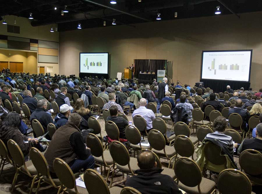 Moments from the 2014 Hort Show in Kennewick, Washington. (TJ Mullinax/Good Fruit Grower)