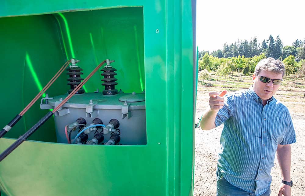 High voltage is key to carrying the current into the roots, said Oregon State University weed scientist Marcelo Moretti. The tractor’s power take-off generates the low-voltage current, but the Zasso machine’s transformer turns it into current from 5,000 volts to 12,000 volts. For context, a power pole transformer handles about 7,200 volts before it’s reduced to 240 volts for your house. (TJ Mullinax/Good Fruit Grower)